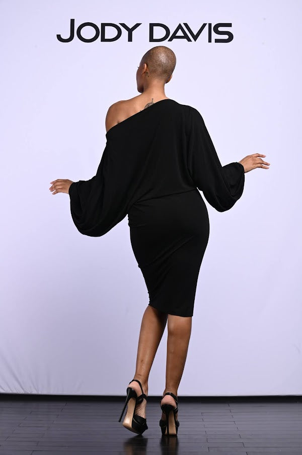 Bolt Neck Dolman Sleeves Dress