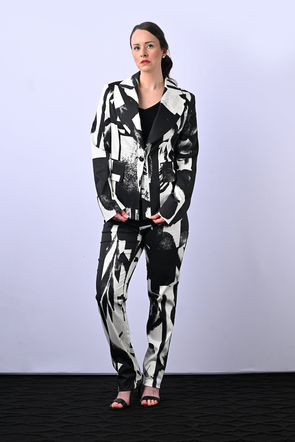 Black and White Abstract Suit Pant