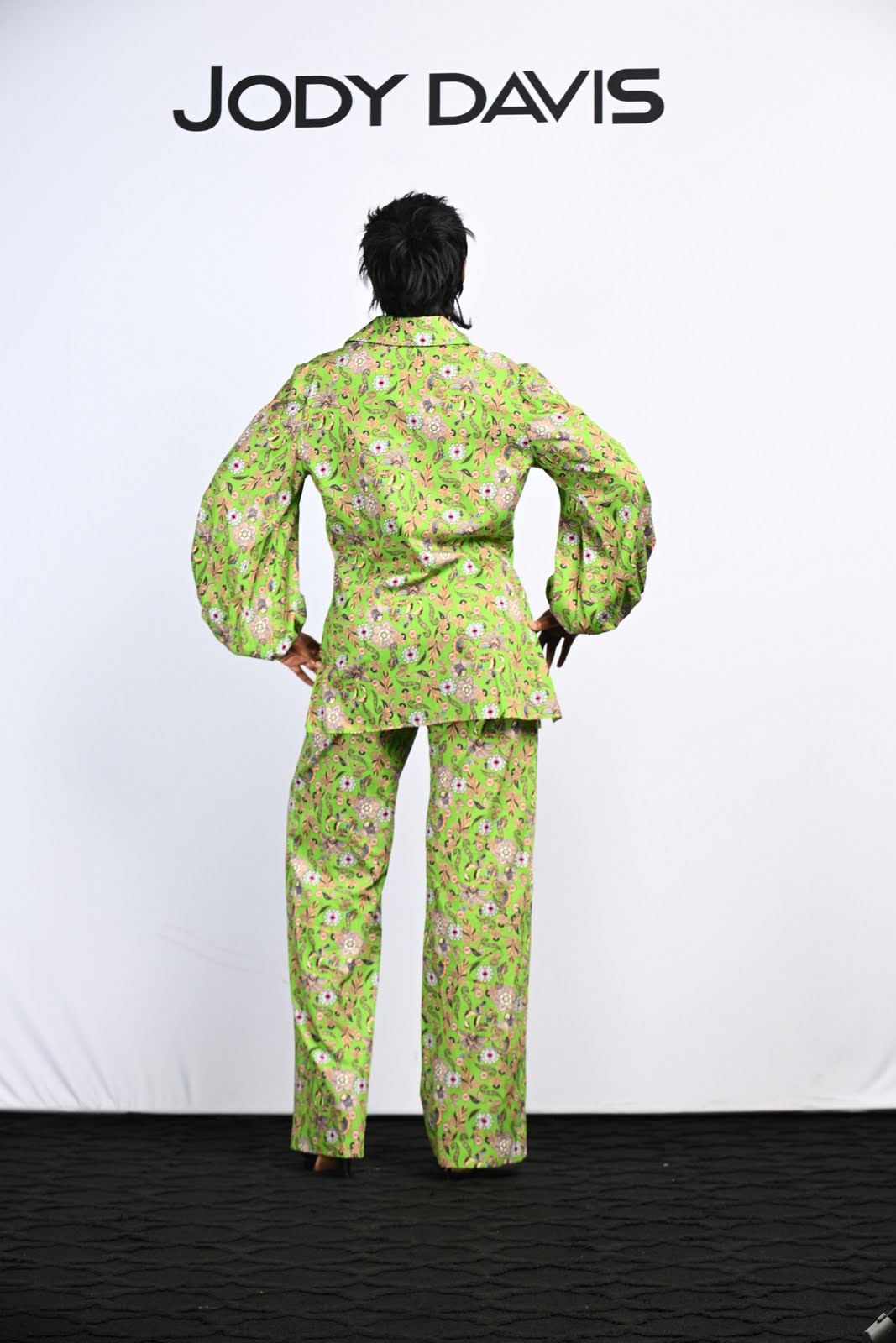 Kelly Green Printed Pant