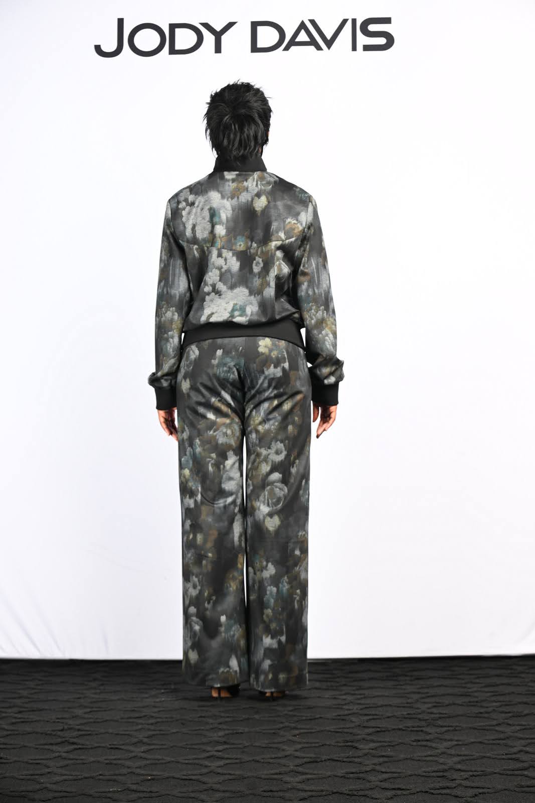 Relaxed Fit Zipfront Jacket